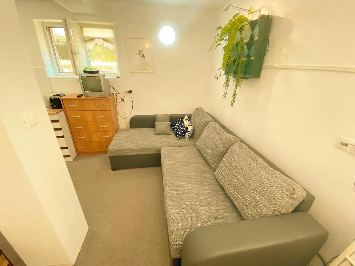 ** Gasthof Family Guesthouse Greenslo Laibach Slowenien